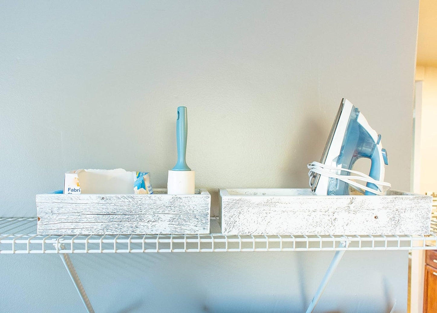 Reclaimed Wood Bathroom Décor Box Rustic Toilet Paper Holder Decorative Storage Box Succulent Planter Rustic Kitchen Table Whitewash 21-Inch Wide