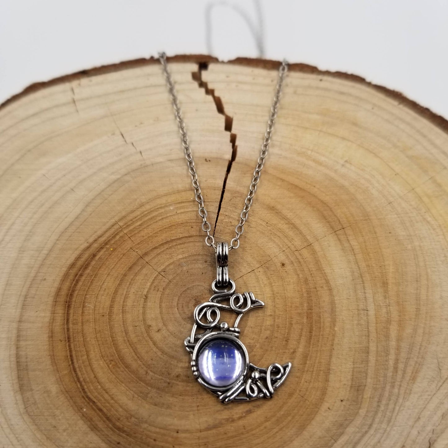 CHAKRA JEWELRY - Vintage Moonlight Stone Moon Necklace