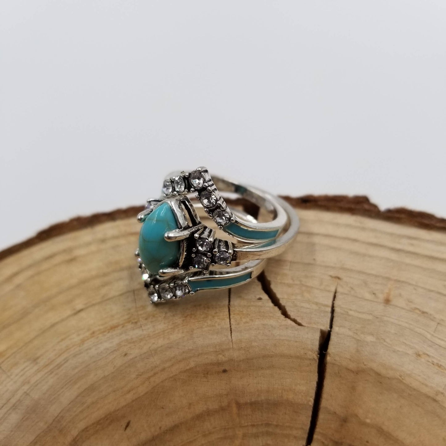 CHAKRA JEWELRY - Silver Vintage Turquoise & Diamond Ring Set Of 3