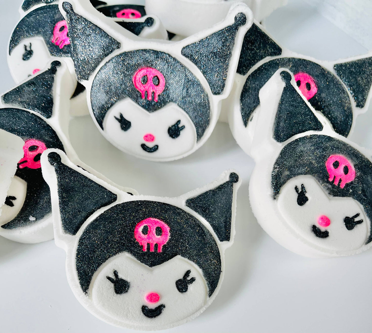 The Burlap Barn Company - Kawaii Character bath bomb