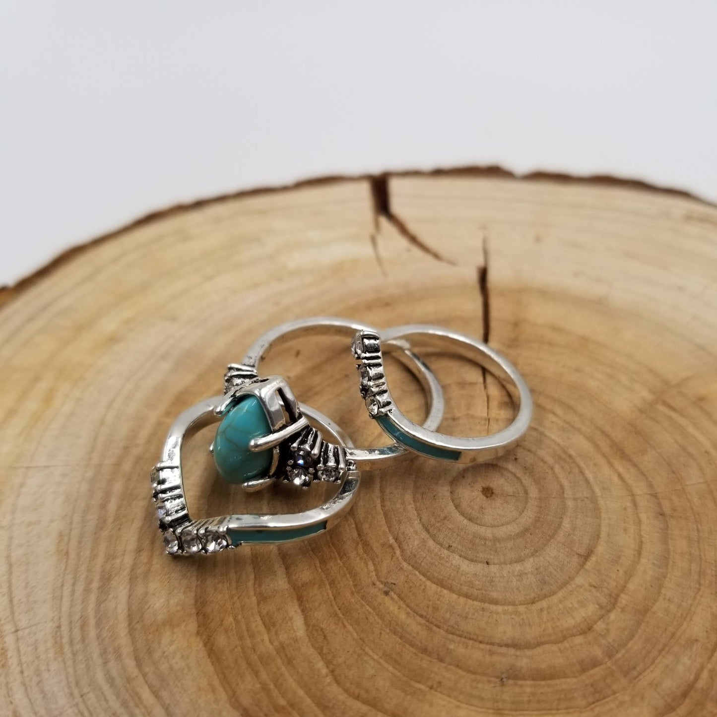 CHAKRA JEWELRY - Silver Vintage Turquoise & Diamond Ring Set Of 3