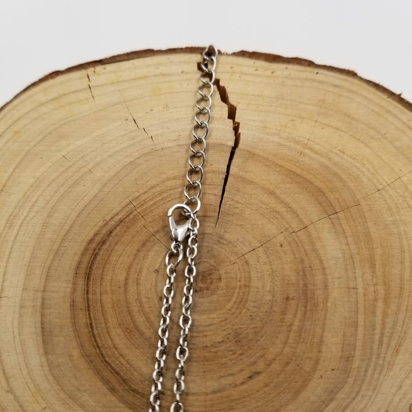 CHAKRA JEWELRY - Leaf Entanglement Moonstone Pendant Necklace