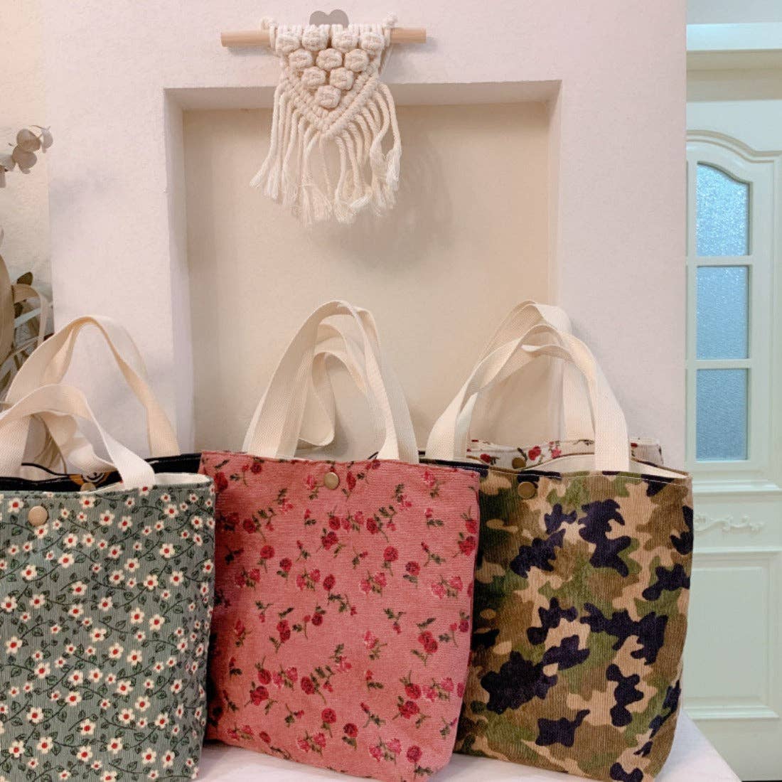 Funkyrel® Atzbranding Limited - Cosbai - Floral Corduroy Handbag