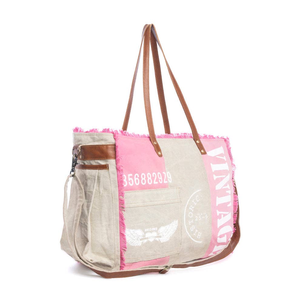 Myra Bag - Queen Creek Weekender Bag in Pink