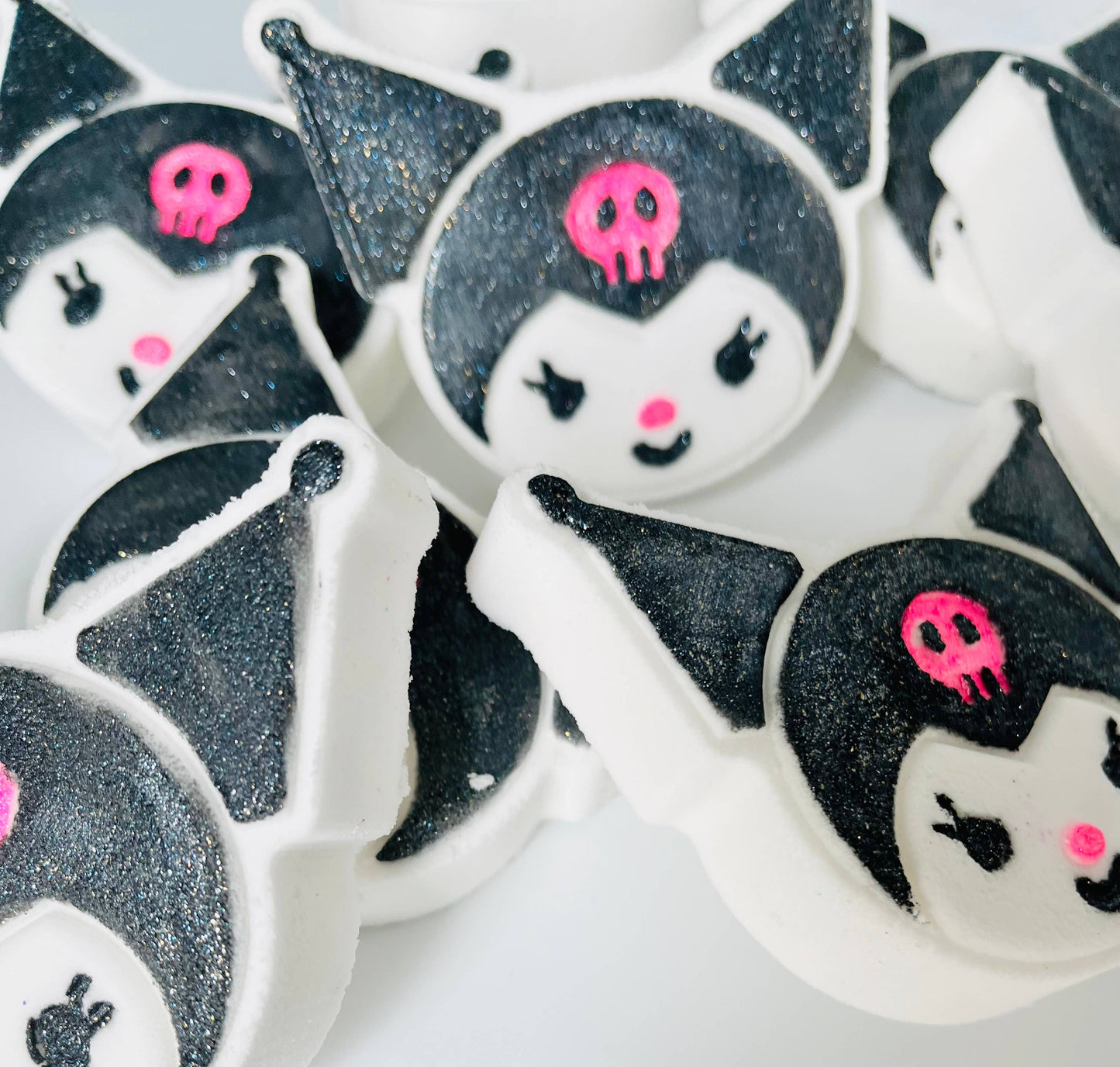 The Burlap Barn Company - Kawaii Character bath bomb