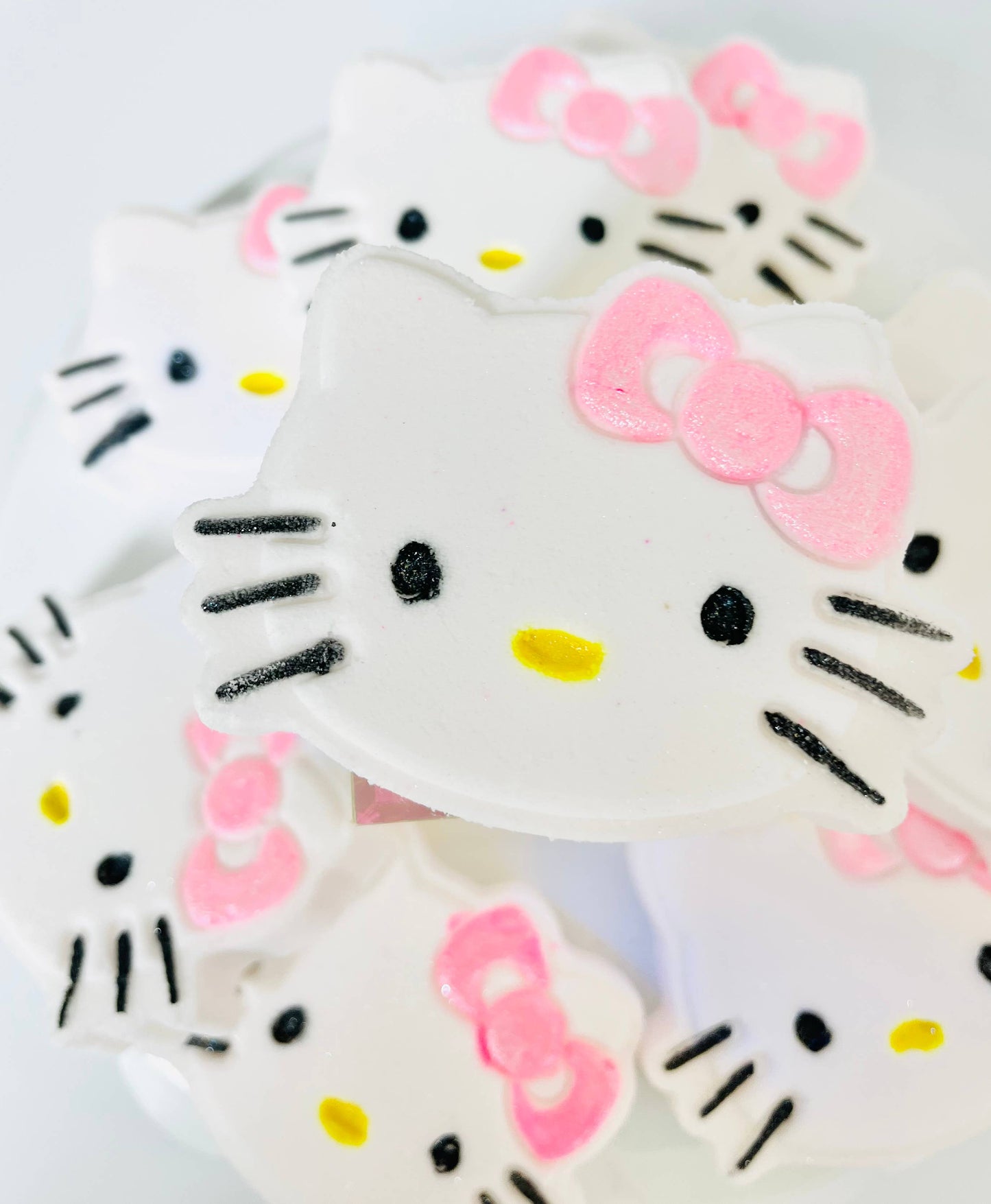 The Burlap Barn Company - Kitty Bath Bomb, Ms. Whiskers Bath Bomb