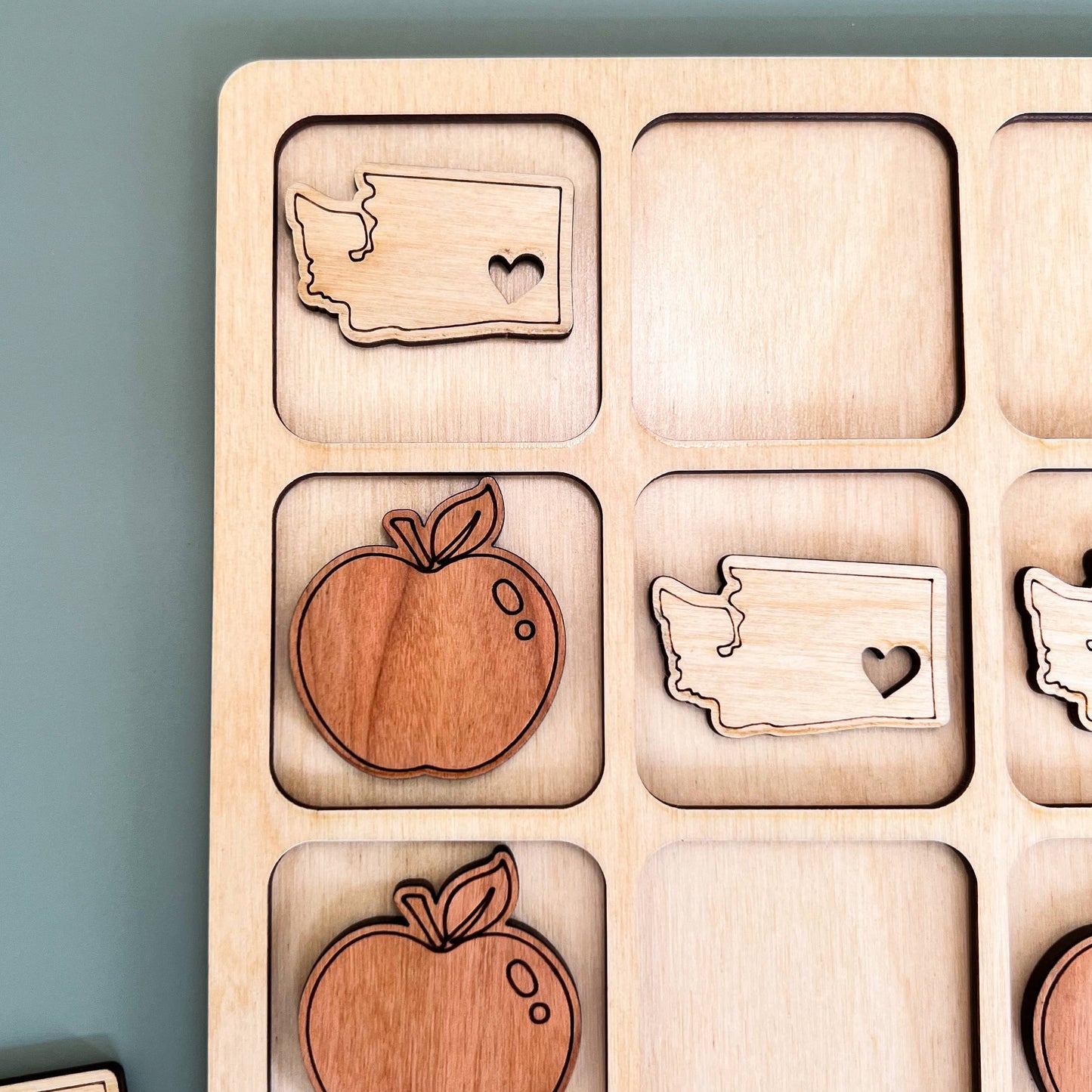 Birch House Games & Gifts - Washington State Gift - Tic-Tac-Toe WA Game - Customizable